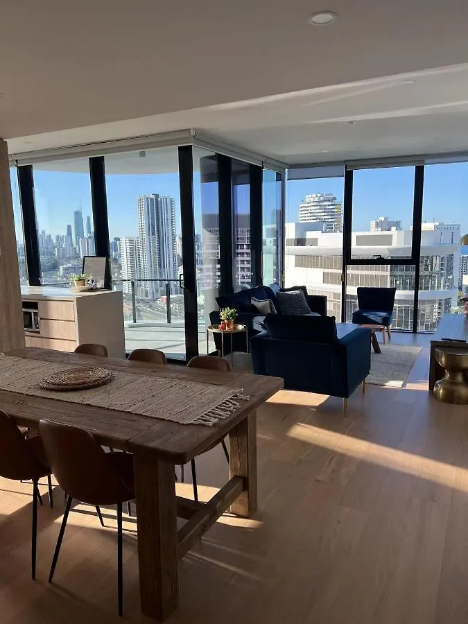 2 Bedroom Luxurious Family Apartment Next To Pacific Fair - Broadbeach Gold Coast Gc22 Australia