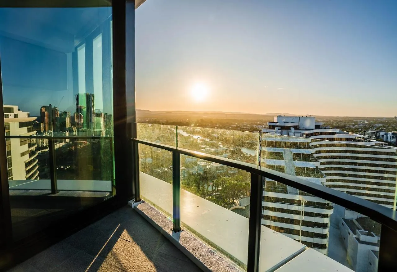 2 Bedroom Luxurious Family Apartment Next To Pacific Fair - Broadbeach Gold Coast Gc22 Australia
