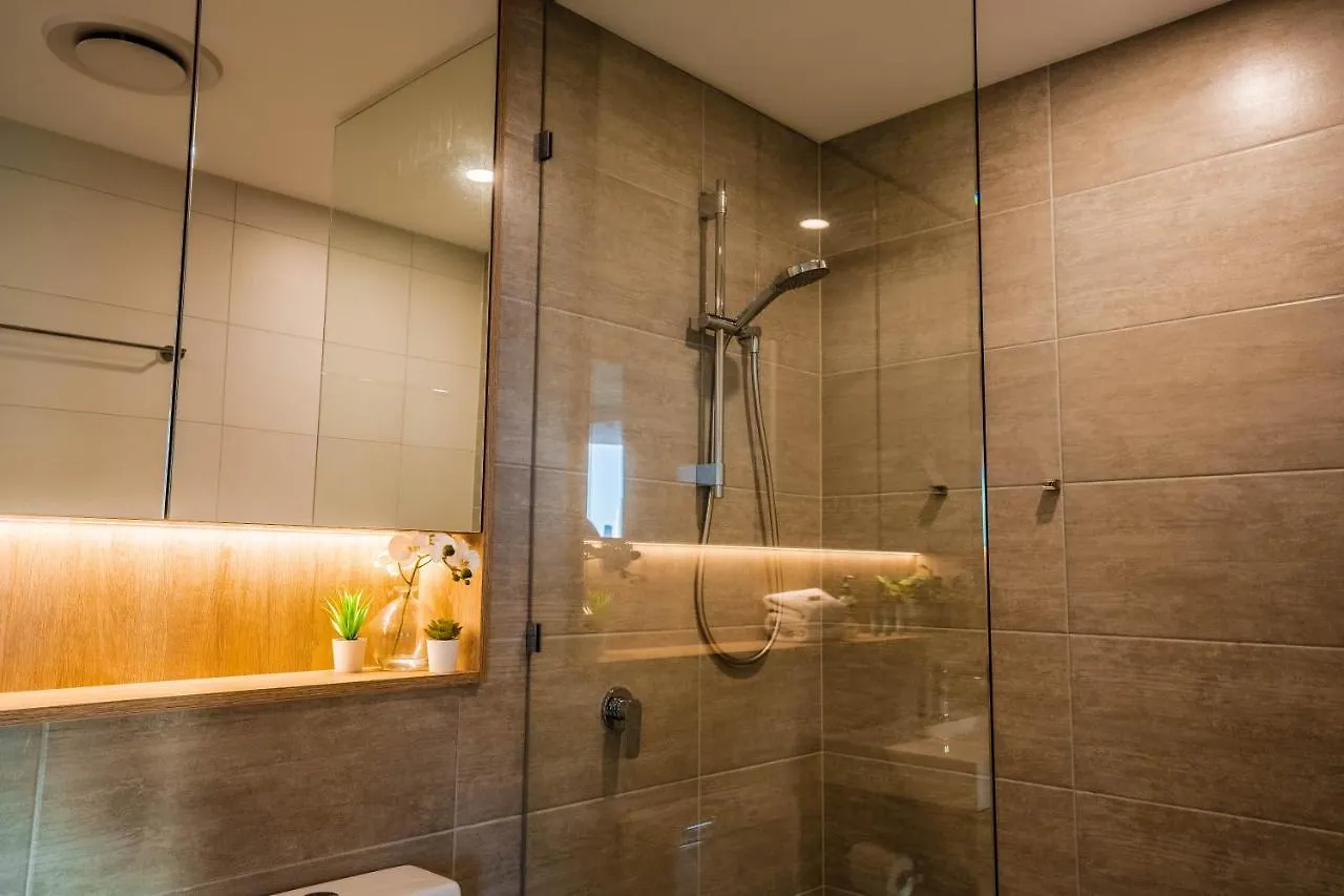2 Bedroom Luxurious Family Apartment Next To Pacific Fair - Broadbeach Gold Coast Gc22